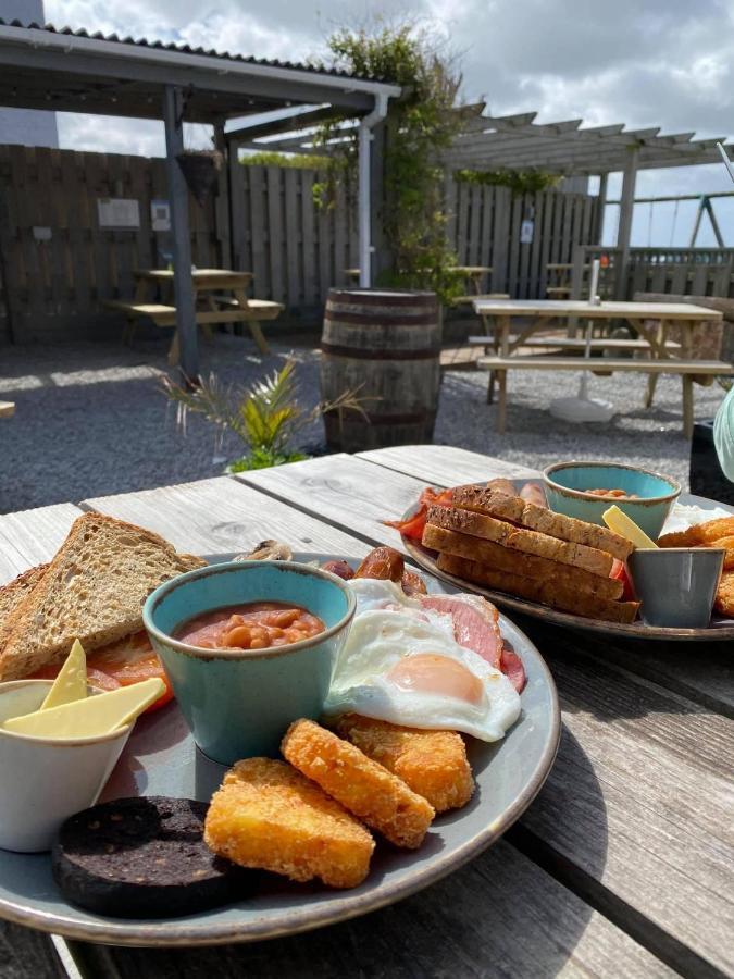 Wheal Rose -Beautifully Fitted Lodge Helston Cornwall エクステリア 写真